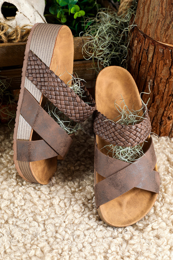 Brown Braided Criss Cross Platform Slippers